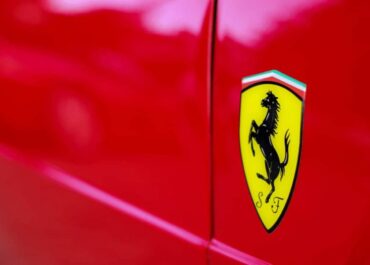Ferrari se une al universo NFT a través de una colaboración con un desarrollador suizo de blockchain